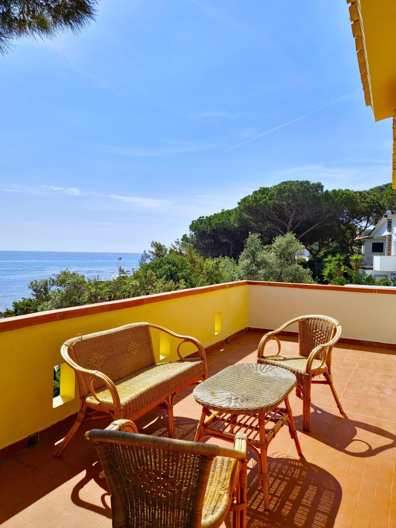 Villa Papiyon - Accesso Privato Alla Spiaggia Кала-Либеротто Экстерьер фото